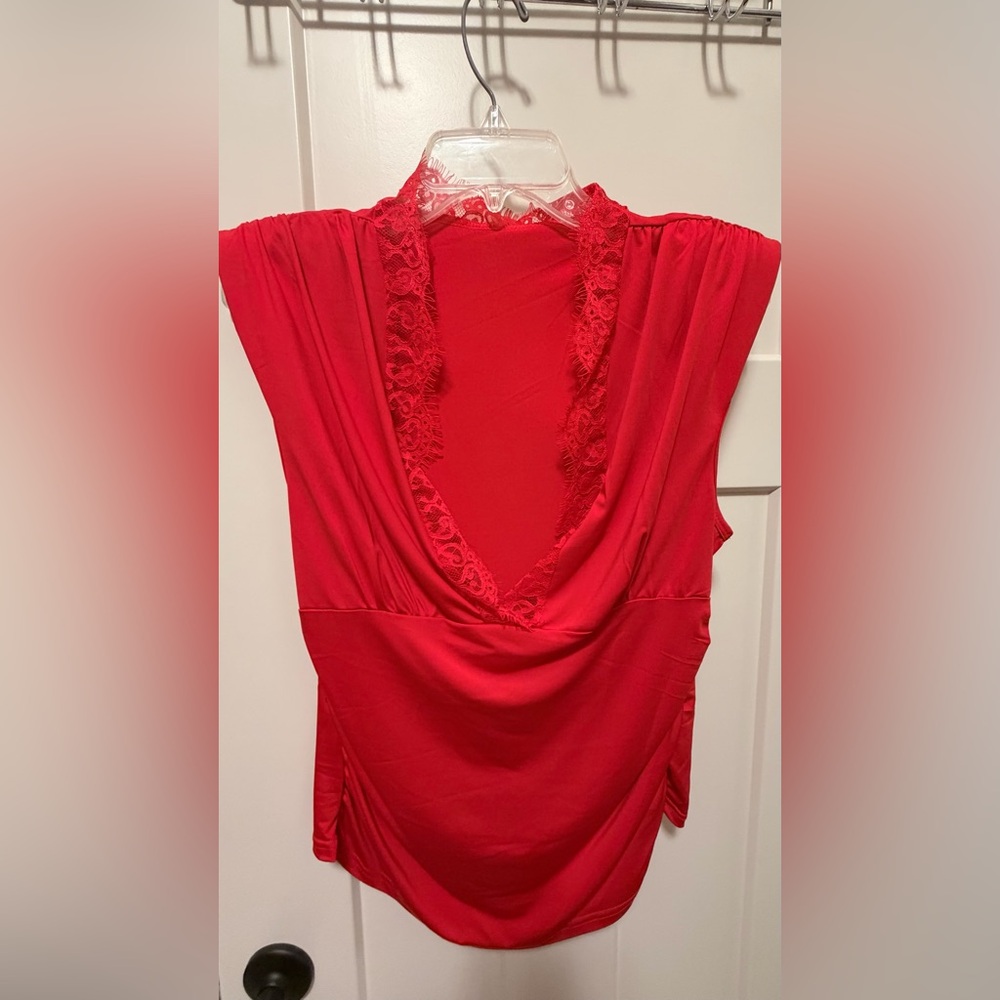 SHEIN Red Lace Trim Draped V-Neck Tank Top